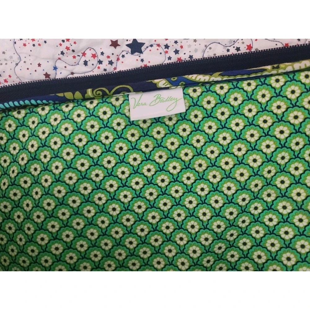 Vera Bradley quilted Zip laptop case Rhythm and Blues Green Paisley TravelSchool